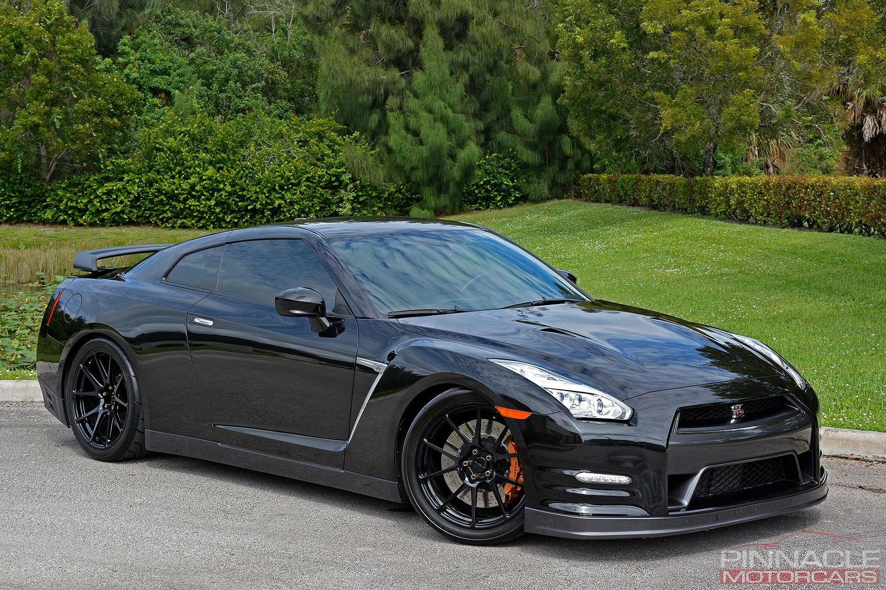 2015 Nissan GT-R | Marc Tortolici’s R35 Nissan GT-R on Forgeline One Piece Forged Monoblock GA1R Open Lug Wheels