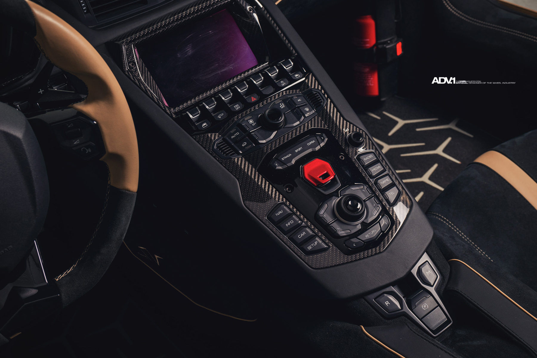 Lamborghini Aventador | Gold Lamborghini Aventador SV Roadster LP750-4 - ADV1 ADV5.3 Track Spec CS Series Centerlock