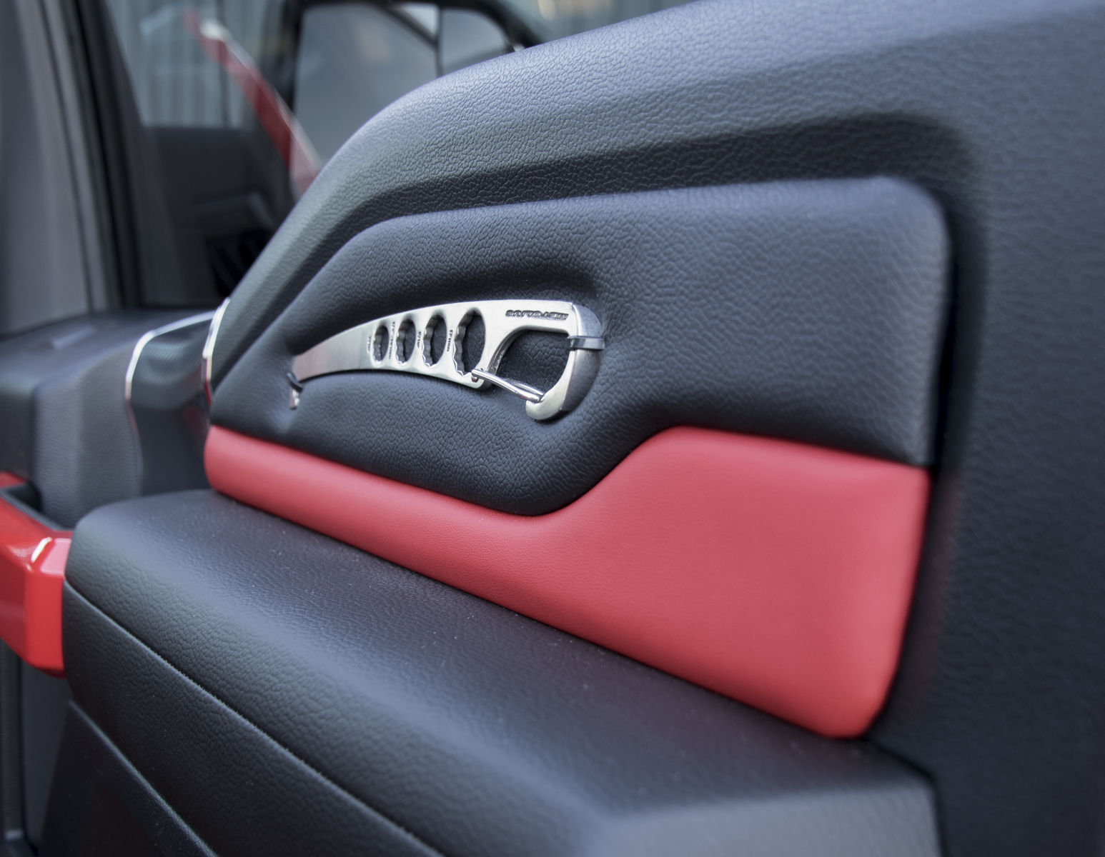 2018 Ford F-150 | 2018 Ford F-150 4x4 XLT SuperCrew by A.R.E. Accessories - Custom Leather FordSEMA