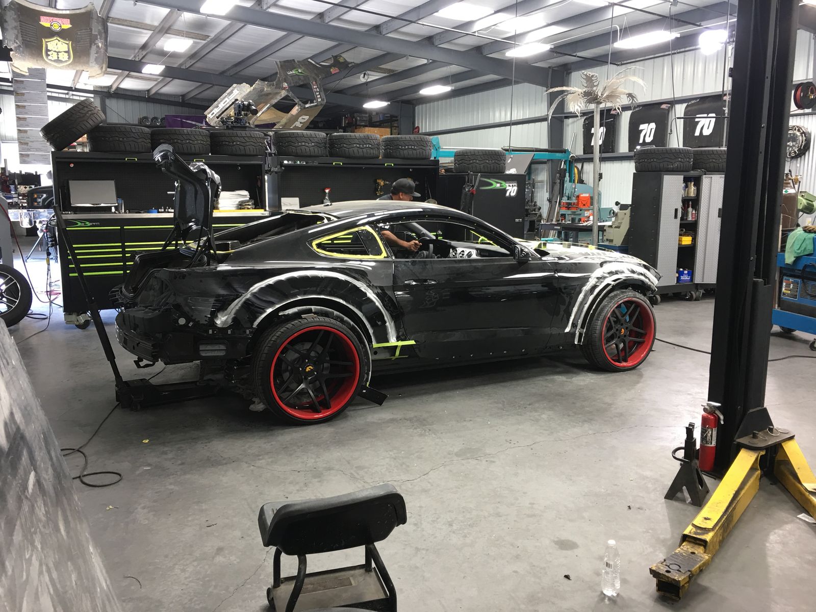 2018 Ford Mustang | 2018 Ford Mustang Fastback by DeBerti Design - Side Fenders FordSEMA