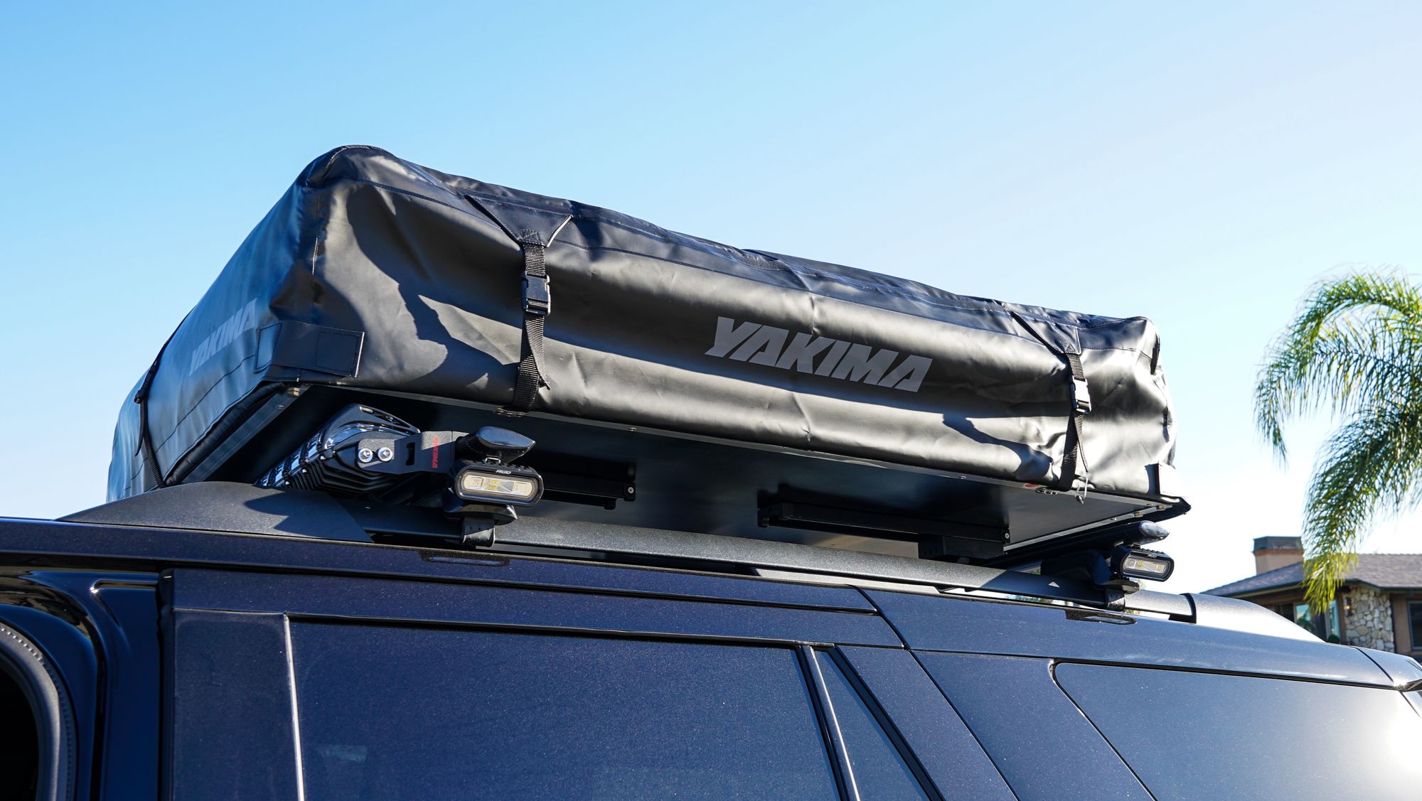 2019 Ford Expedition | MAD Industries 2019 Ford Expedition Limited Stealth Edition - roof tent