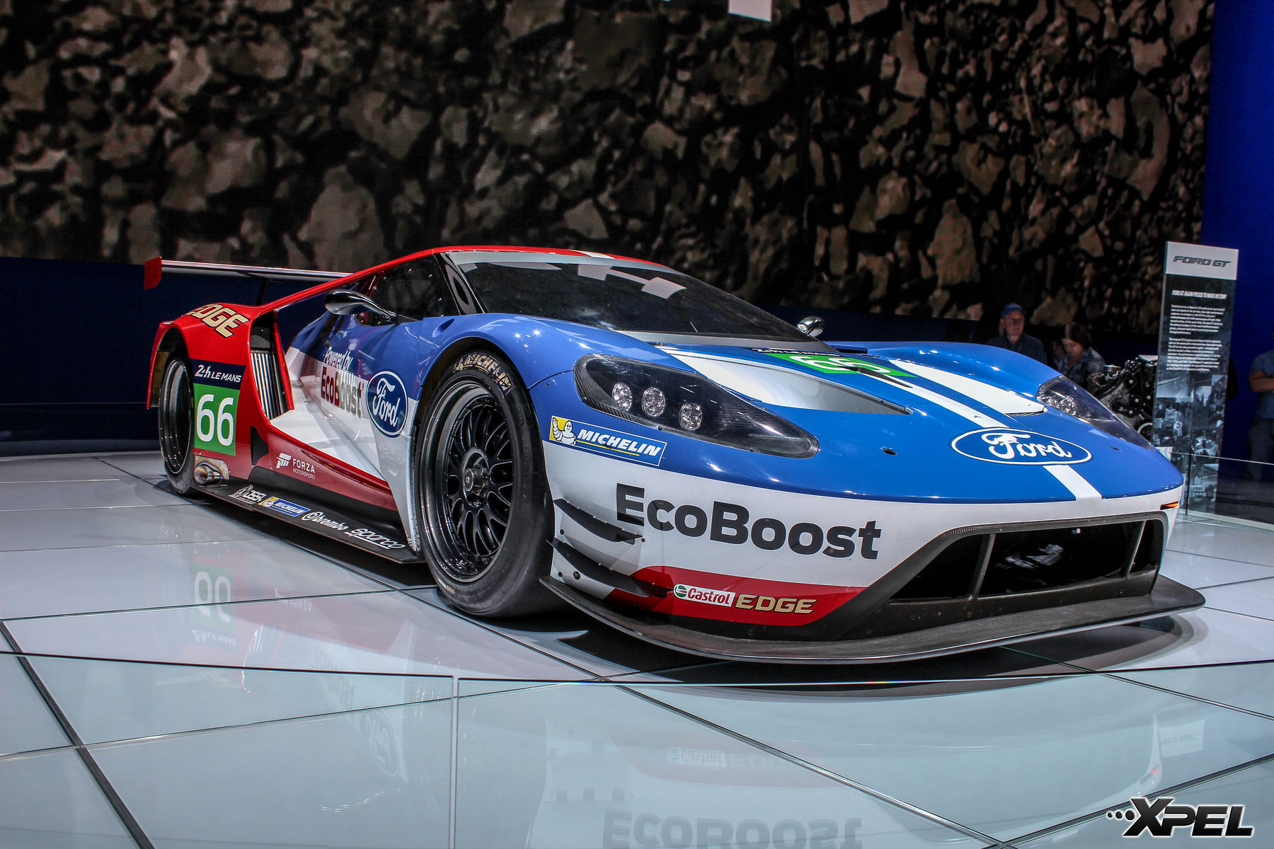 | Shots from around SEMA show