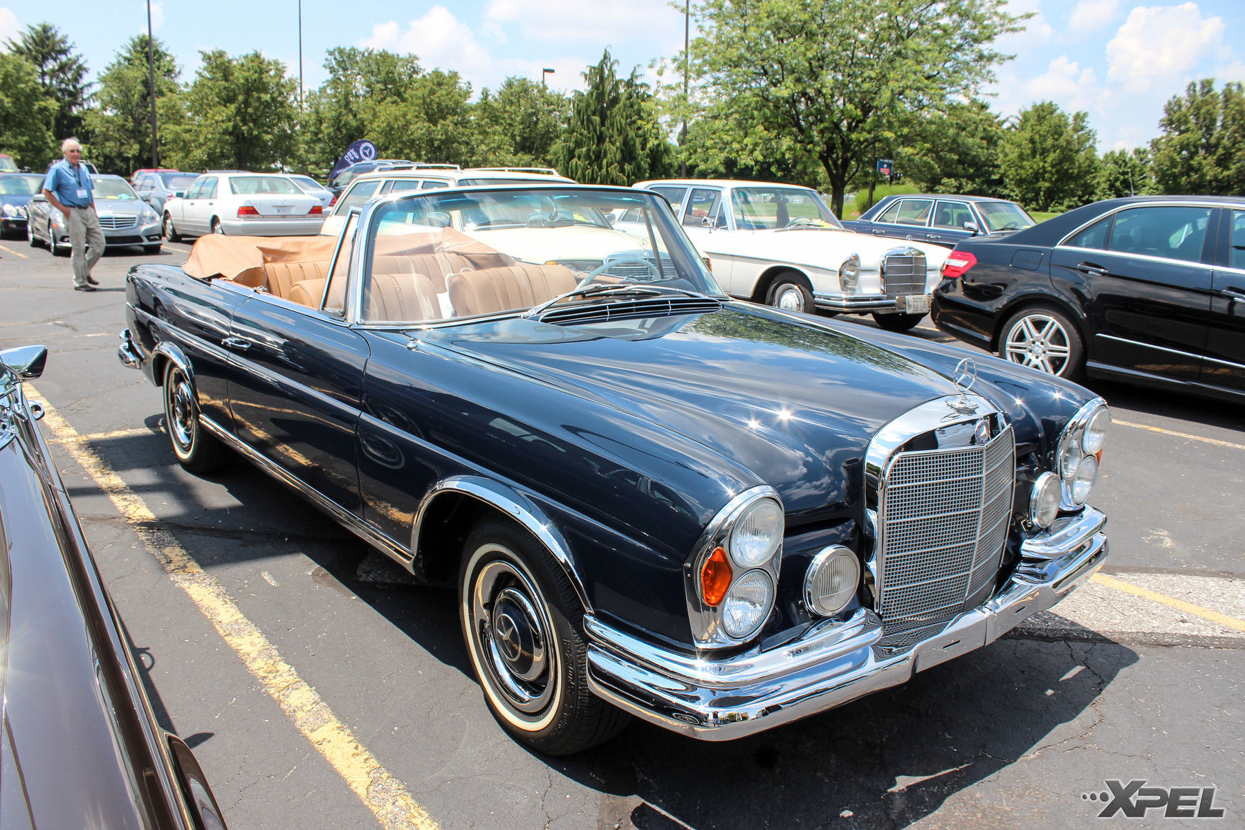 Mercedes-Benz | A beautiful classic Mercedes-Benz