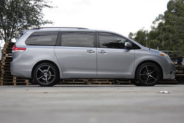 2011 Toyota Sienna | Toyota Sienna