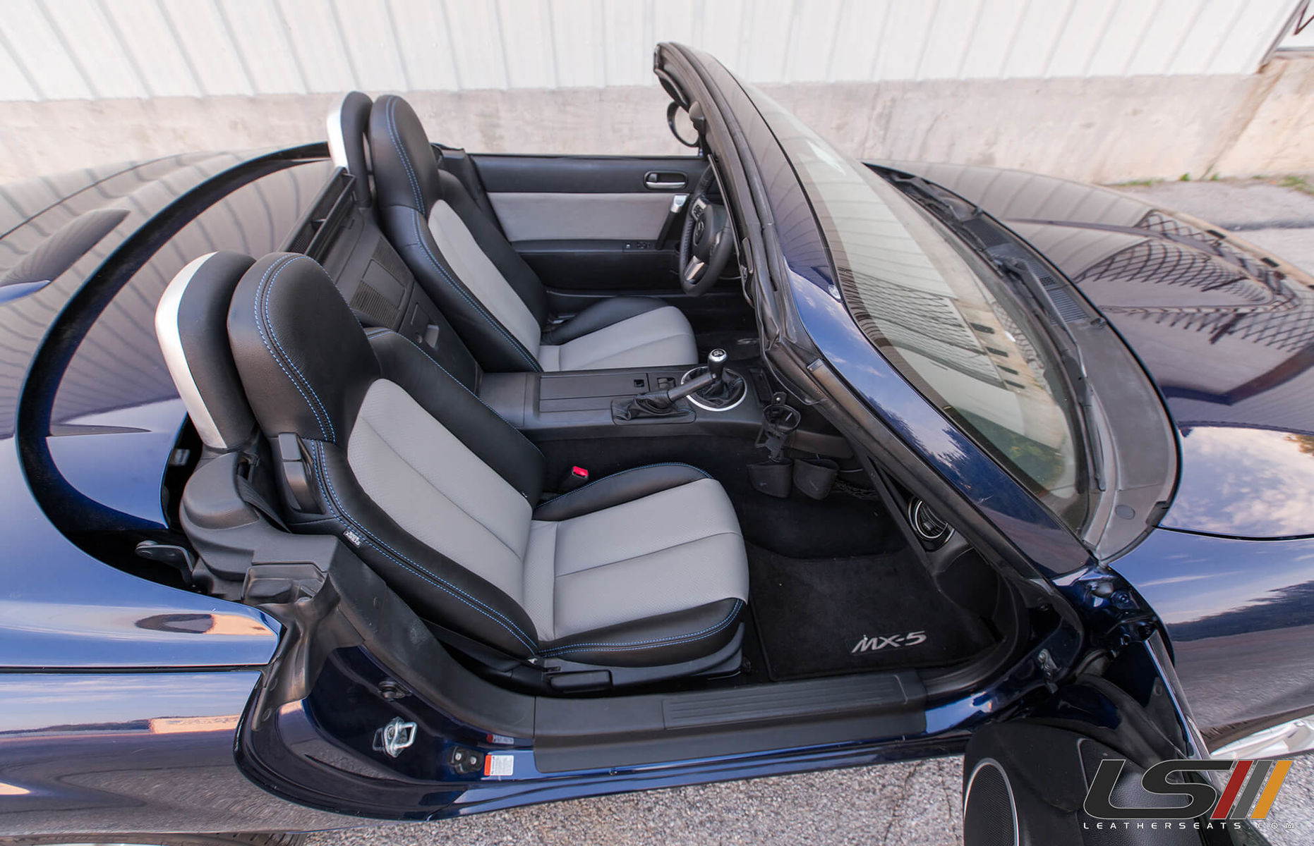 2008 Mazda MX-5 Miata | 2008 Mazda Miata Interior By LeatherSeats.com