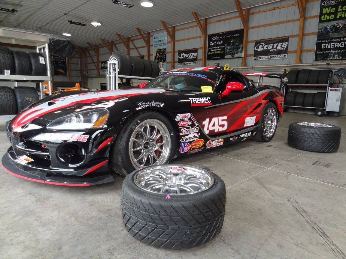 Dodge Viper | Dodge Viper on Forgeline GA3R-6 Wheels