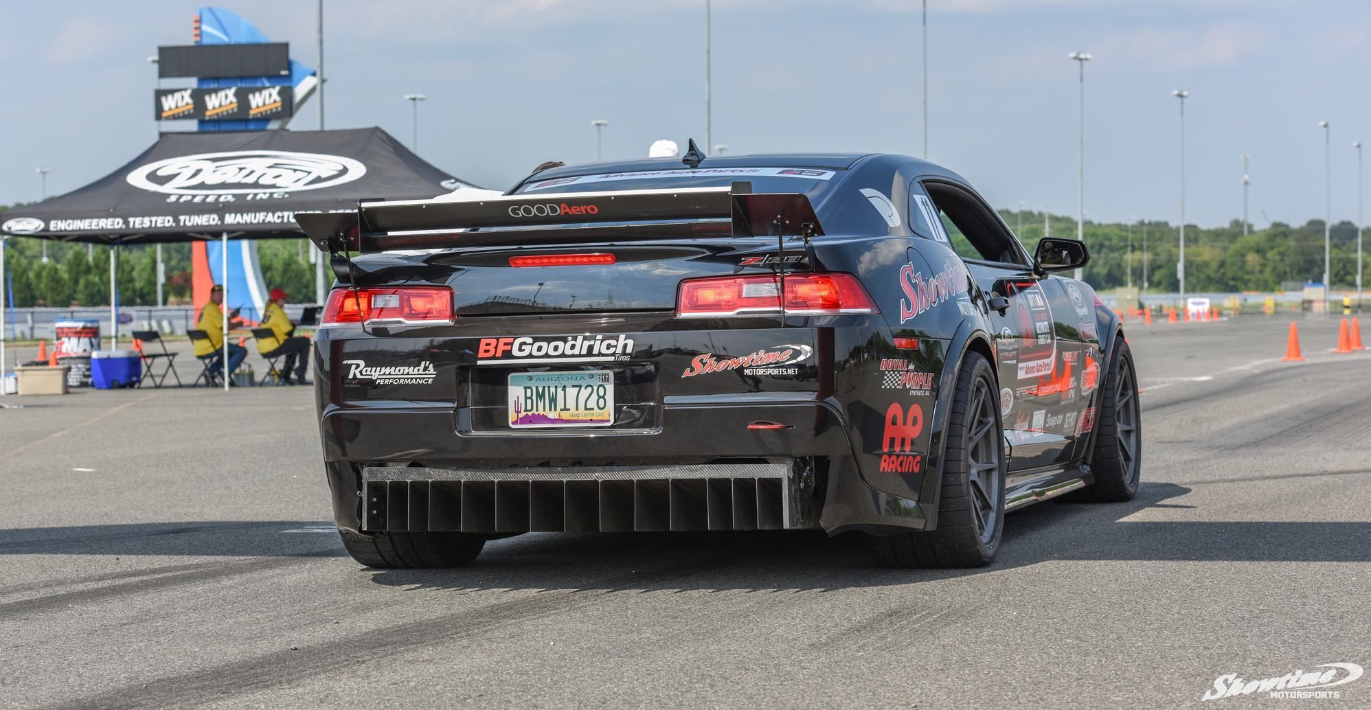 2014 Chevrolet Camaro | Showtime Motorsports Camaro Z/28 on Forgeline GA1R Open Lug Cap Edition Wheels