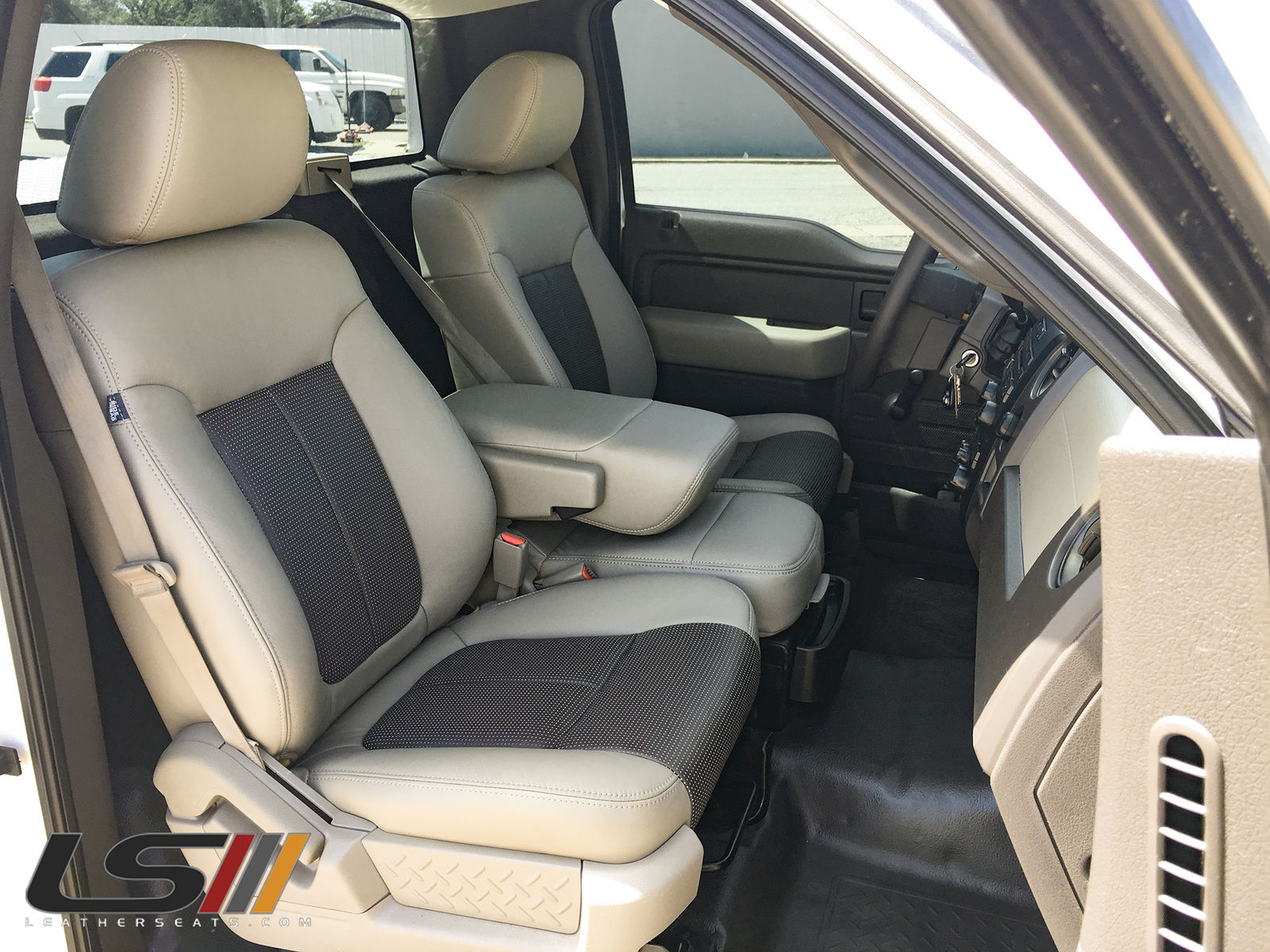 2010 Ford F-150 | 2010 Ford F-150 Interior By LeatherSeats.com