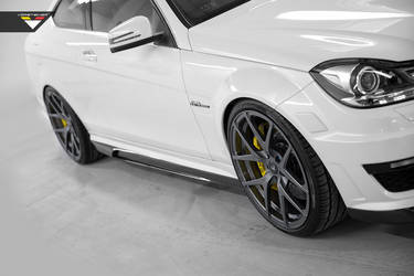 2013 Mercedes-Benz C63 AMG | Mercedes W204 C63 AMG COUPE