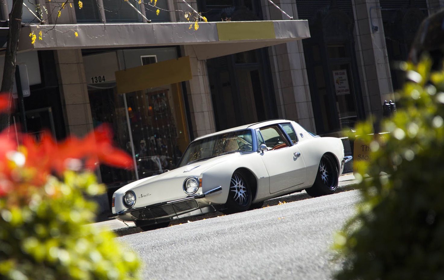 1963 | Laurie Peterson's 1963 Studebaker Avanti on Forgeline DE3S Wheels