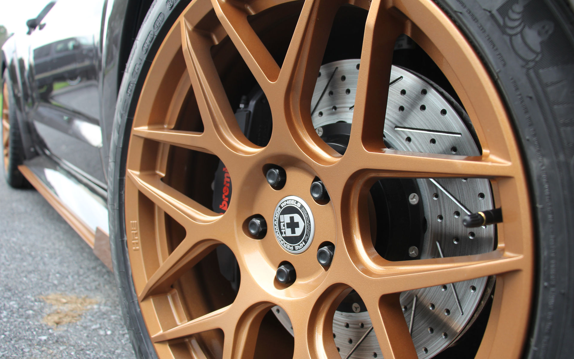2019 Ford Mustang | 2019 Ford Mustang GT Fastback by CJ Pony Parts - HRE Wheel FordSEMA