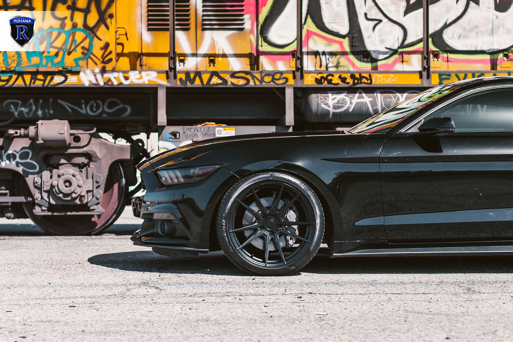 2016 Ford Mustang | Ford Mustang - Front Stance