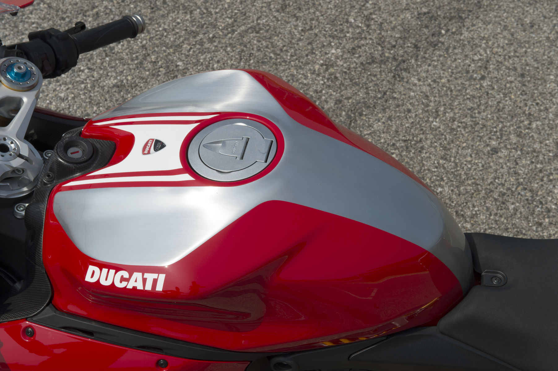 2016 Ducati Panigale R | Panigale R - Italian Blood