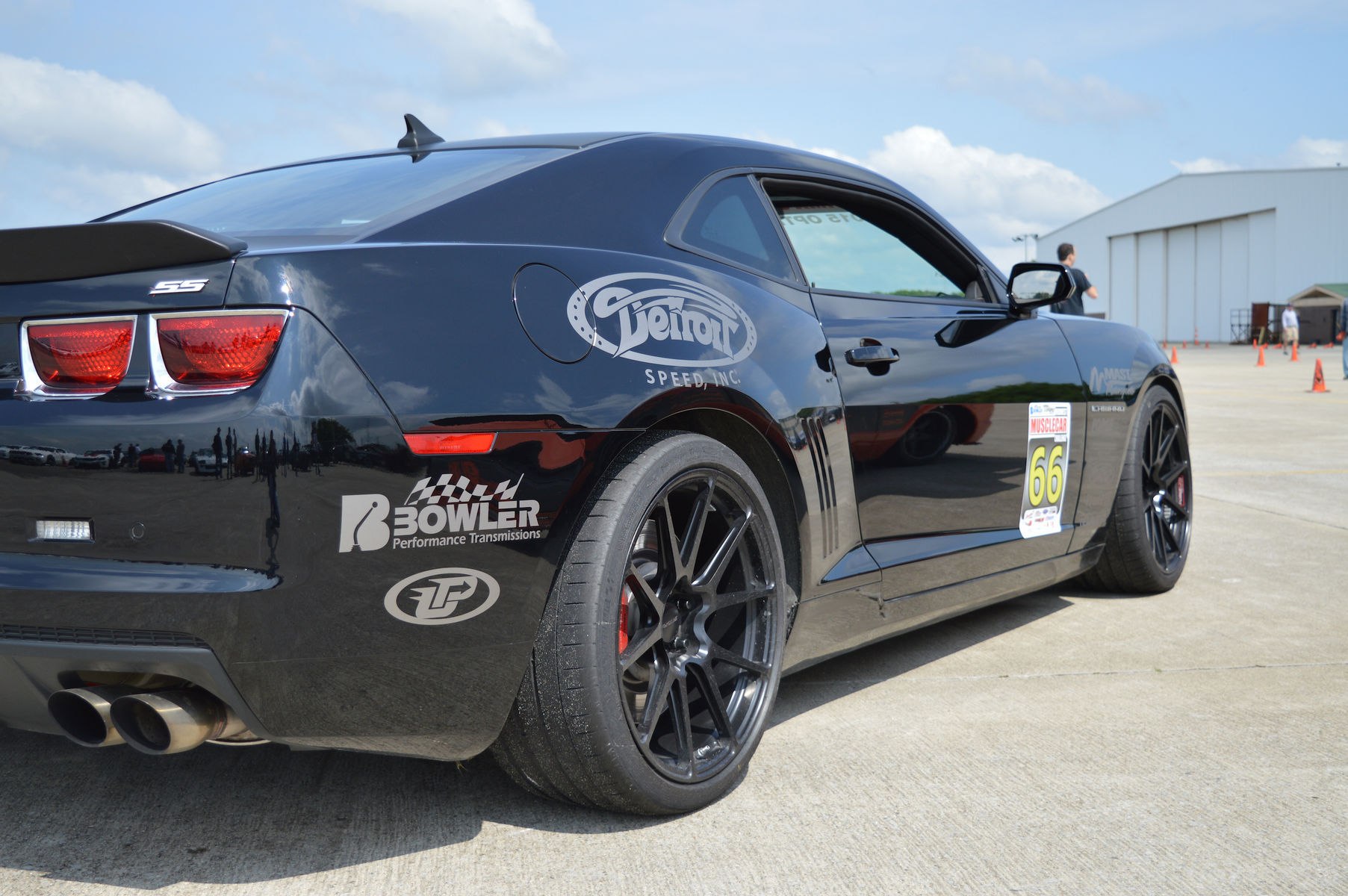 2013 Chevrolet Camaro | Bryan Johnson's Camaro SS 1LE on Forgeline One Piece Forged Monoblock GA1R Open Lug Cap Edition Wheels