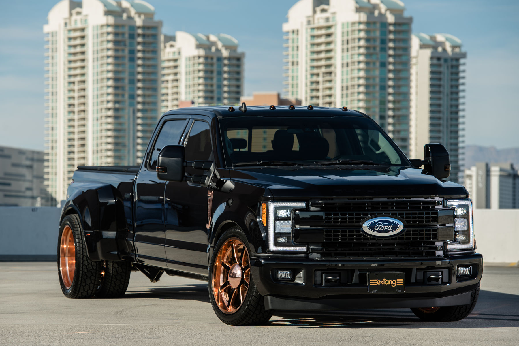 2019 Ford F-350 | 2019 Ford F-350 Lariat DRW Crew Cab 4X2 by Extang Truck Bed Covers - Vegas Trucks FordSEMA
