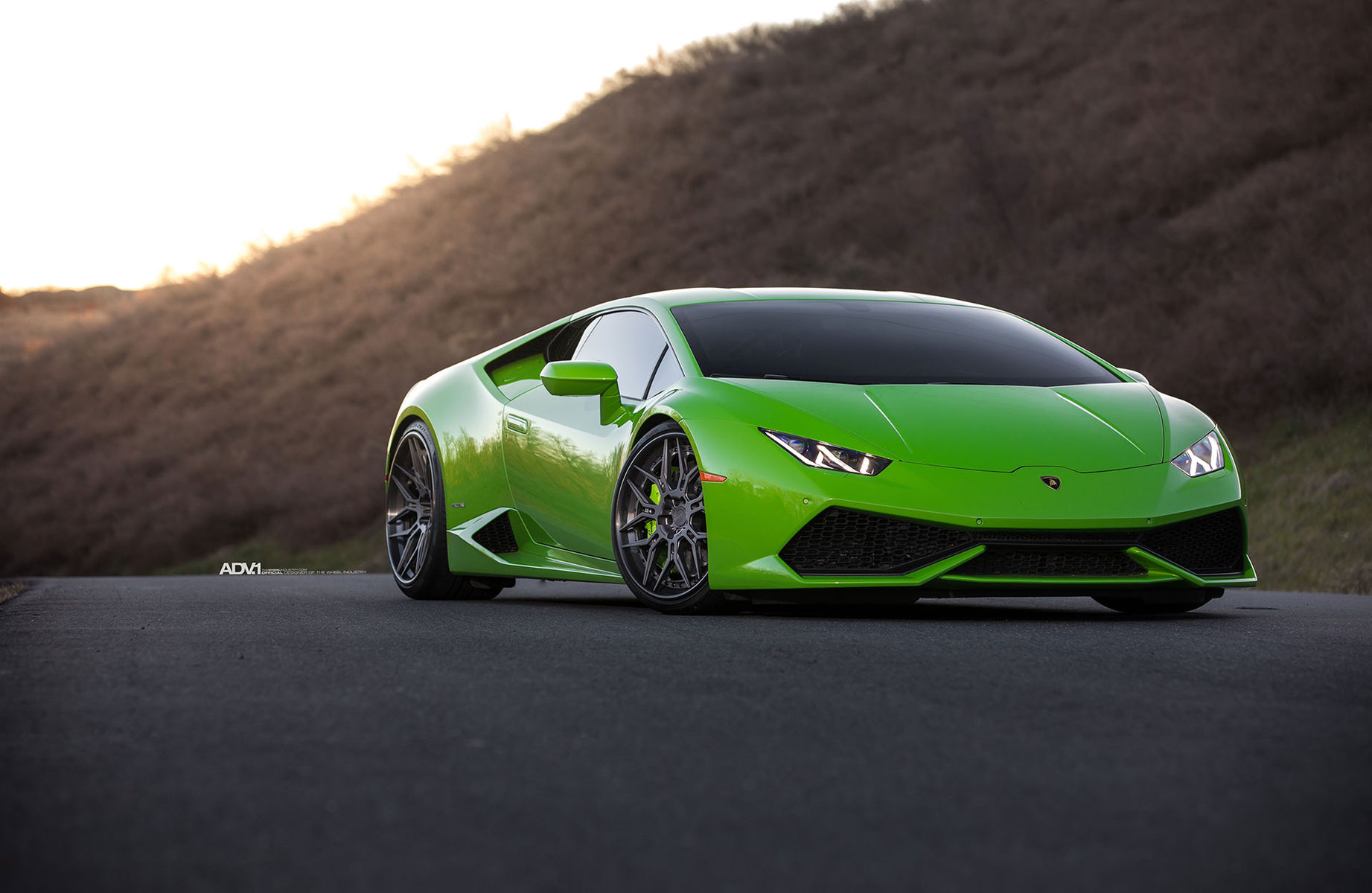 Lamborghini Huracan | Verde Mantis Green Lamborghini Huracan LP610-4 - ADV7 Track Spec CS Series