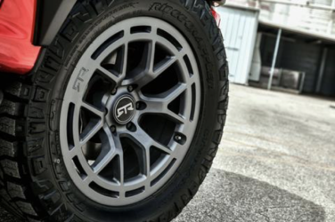 RTR Tech 6 (17” x 9”) wheels- 