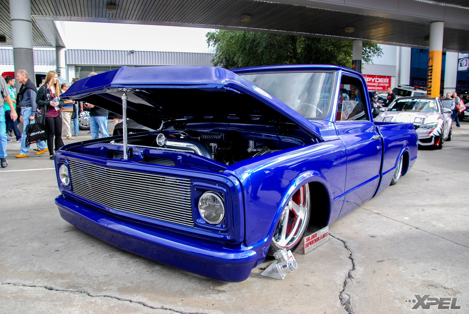 | Shots from around SEMA show