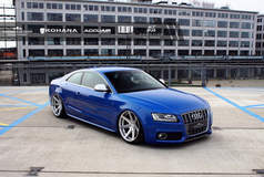Blue Audi S5 - Top View