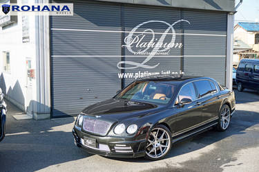 Bentley - Front
