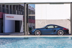 '14 Porsche Cayman