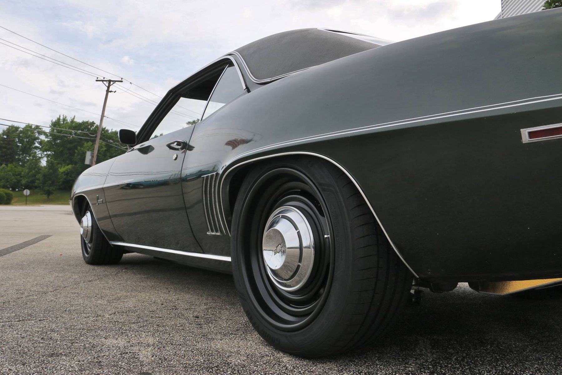 1969 Chevrolet Camaro | George Poteet's 1969 Roadster Shop Camaro on Forgeline RS-OE1 Wheels