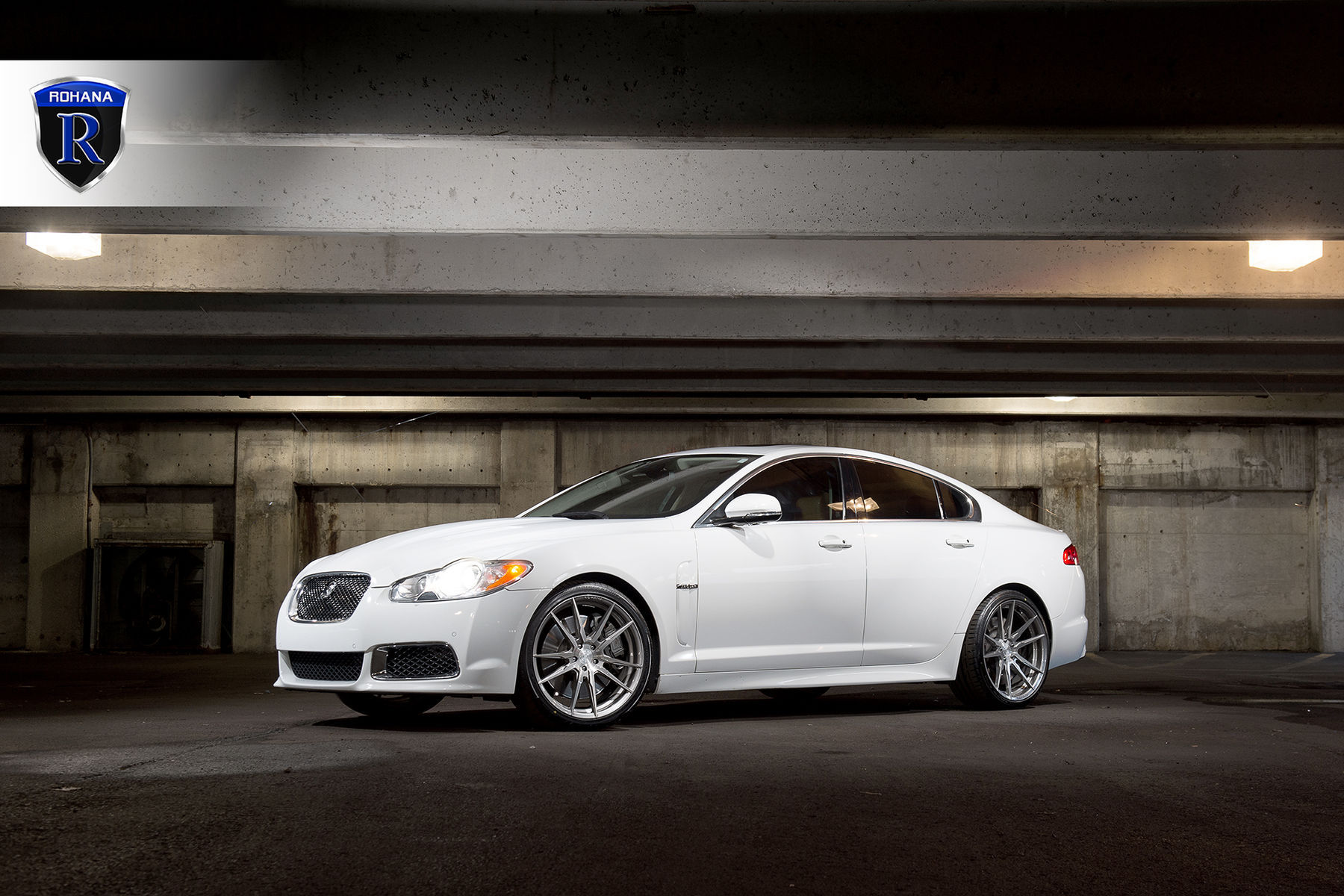  Jaguar XF | Jaguar XFR