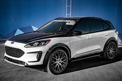 2020 Ford Escape SE Sport Hybrid AWD By Air Design USA - High front 3/4