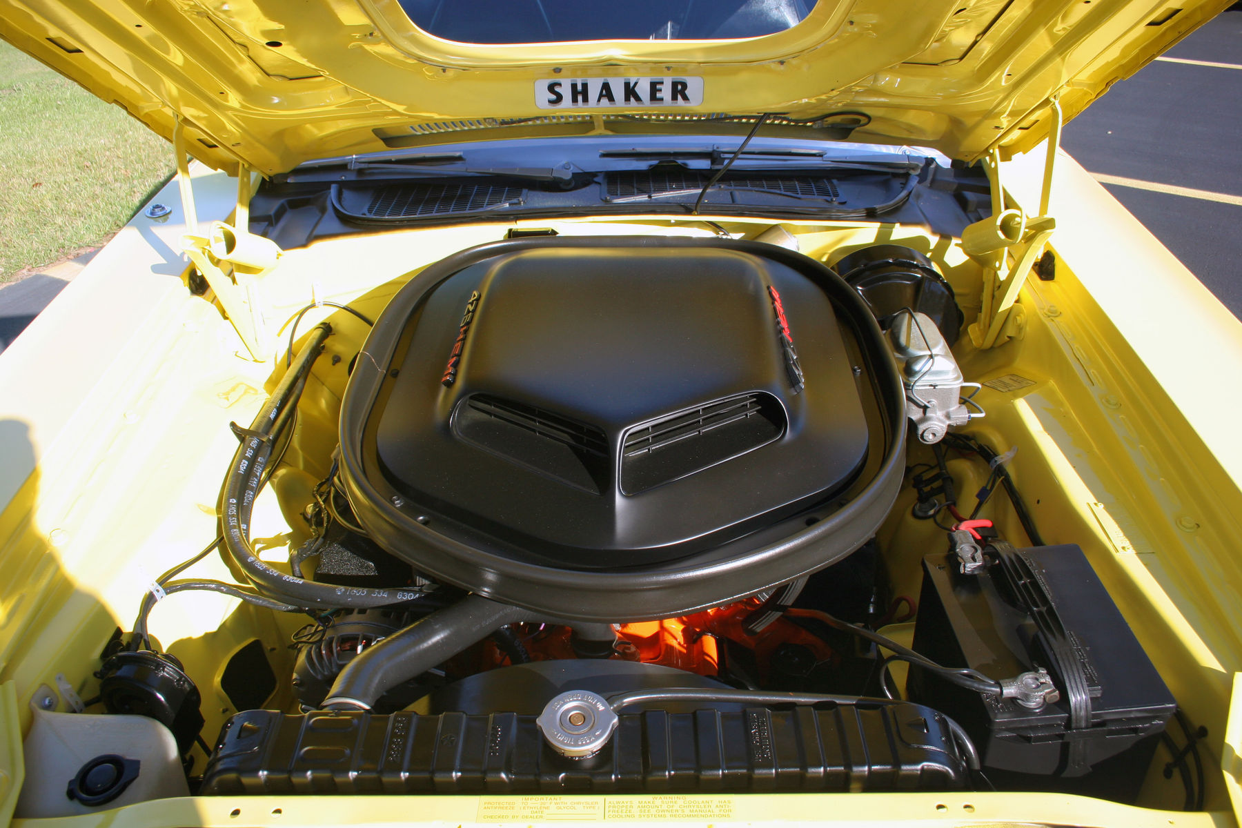 Dodge Challenger RT Shaker