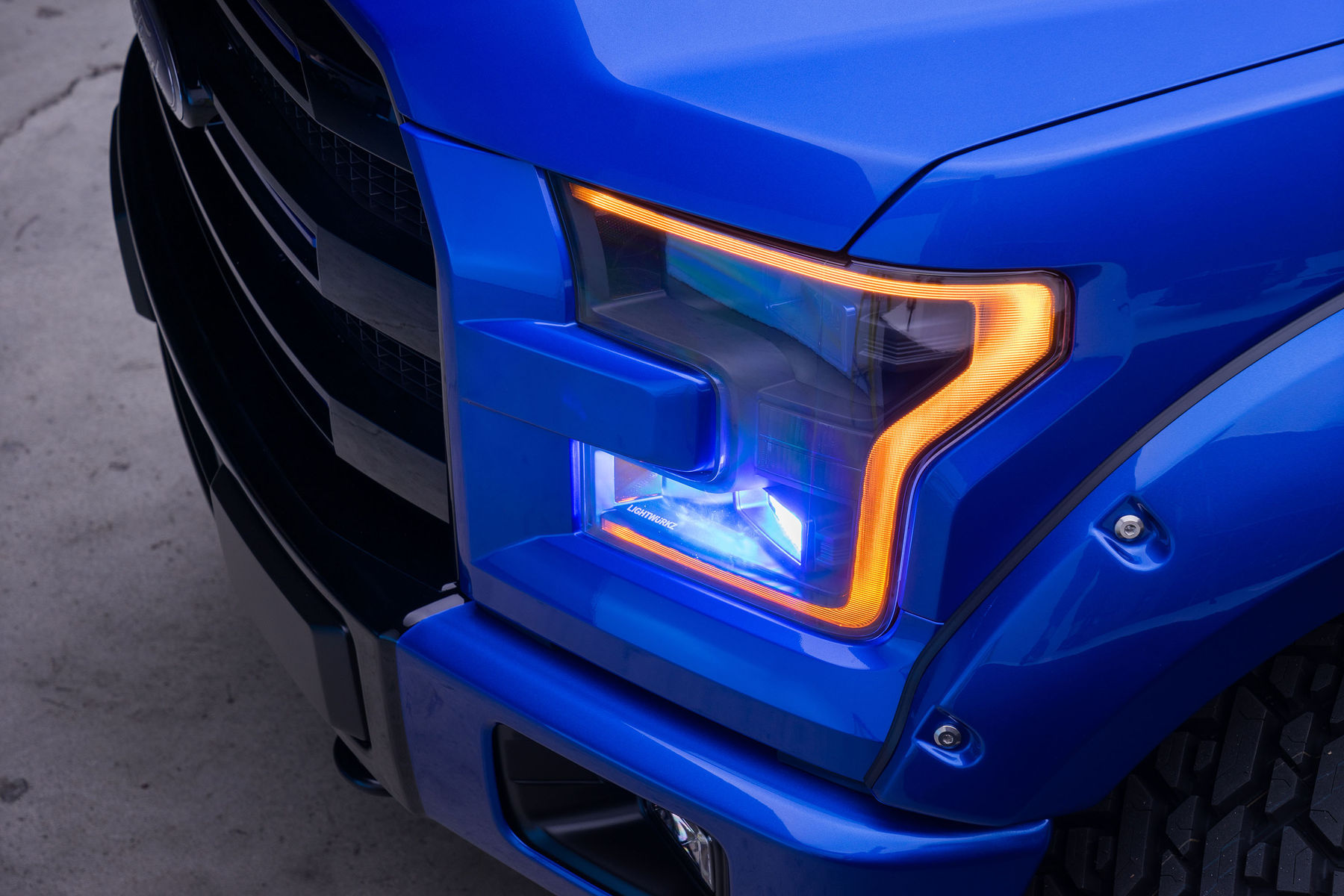 2015 Ford F-150 | '15 Ford F-150 CrewCab by Leer