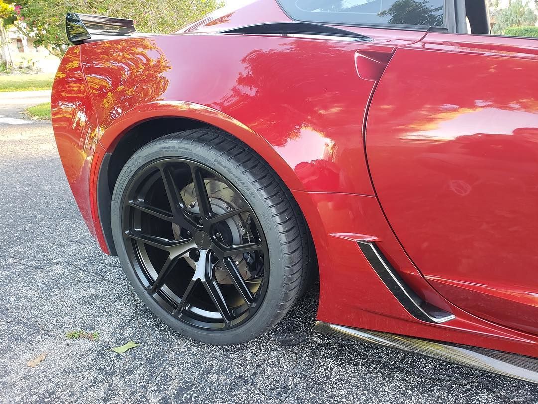 2018 Chevrolet Corvette Z06 | Paul’s C7 Corvette Z06 on Forgeline One Piece Forged Monoblock VX1R Wheels from CW4L