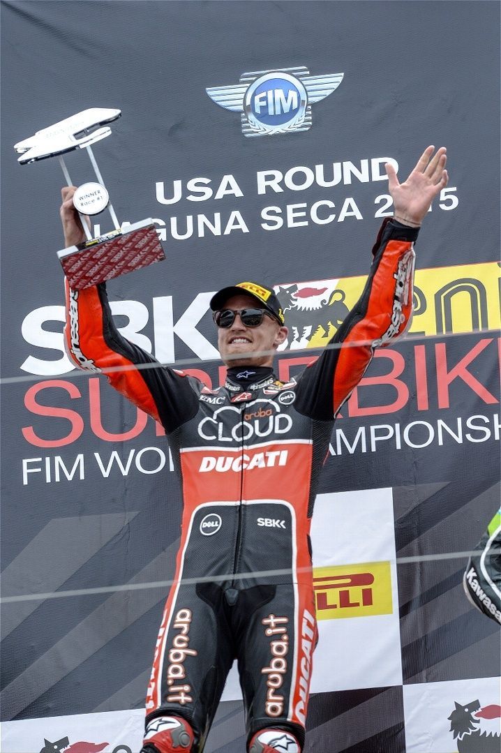 2015 Ducati Panigale R | Chaz Davies celebrates