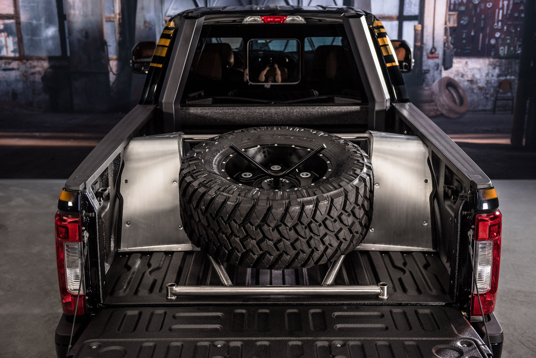 2017 Ford F-250 | 2017 Ford F250 Super Duty 4x4 Lariat Crew Cab “Shockzilla” by Fabtech - Chase rack and spare tire