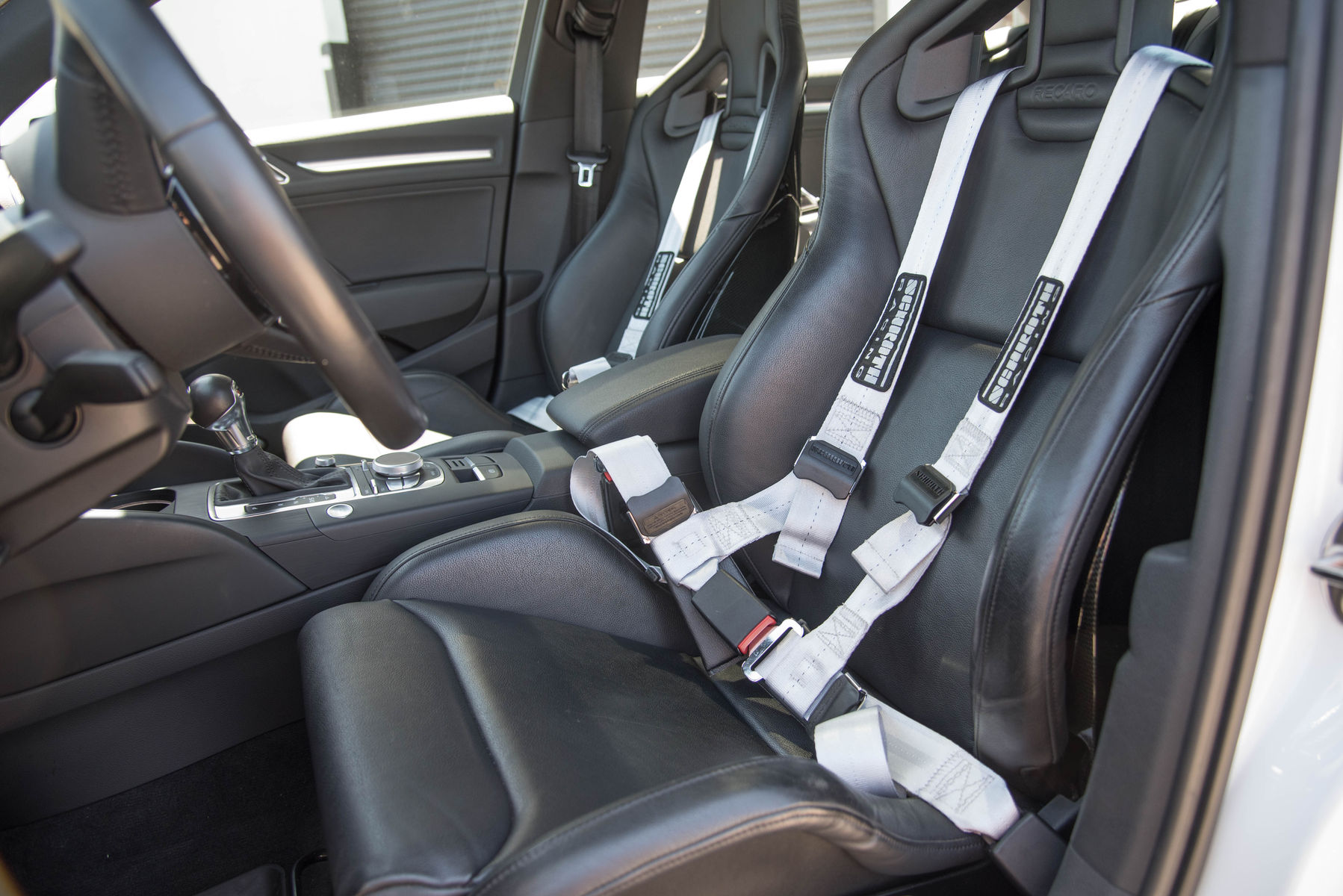 2015 Audi A3 | SCHROTH 4 Point Harness