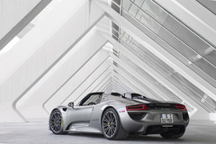 '15 Porsche 918 Spyder