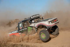 Bud Light Score Baja 1000
