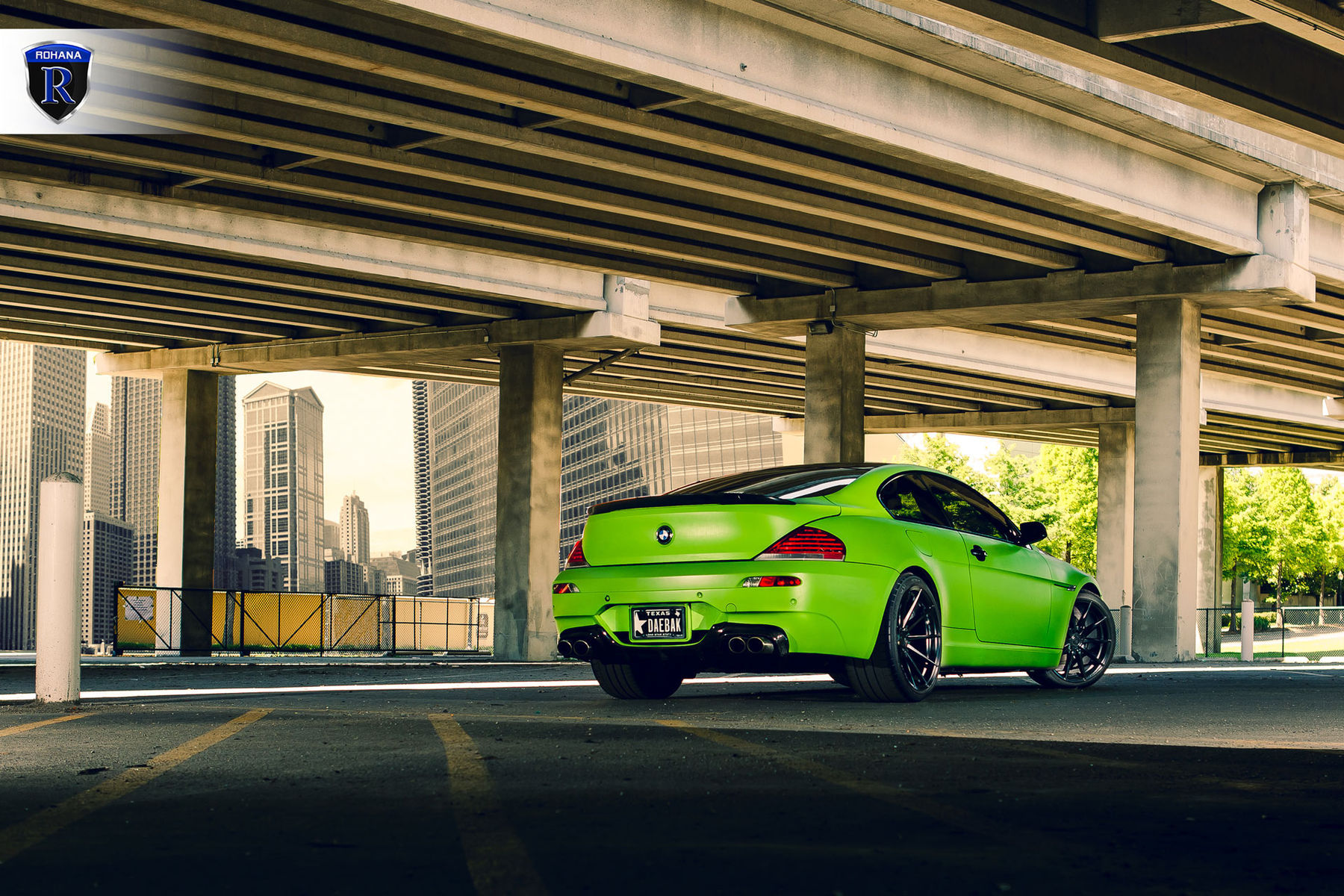 2016 BMW 6 Series | Green BMW 6 Series - Rear