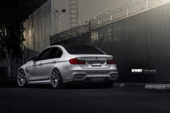 V810 Flow-Form Gunmetal 19" | 2014 BMW F80 M3 Alpine White