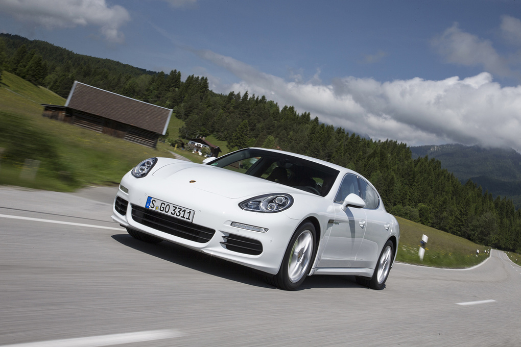 2014 Porsche Panamera | '14 Porsche Panamera S E-Hybrid