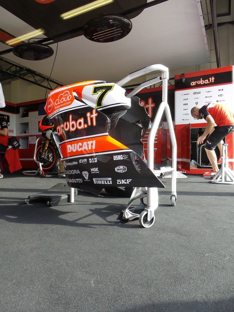 2015 Ducati Panigale R | Chaz Davies's race fairings