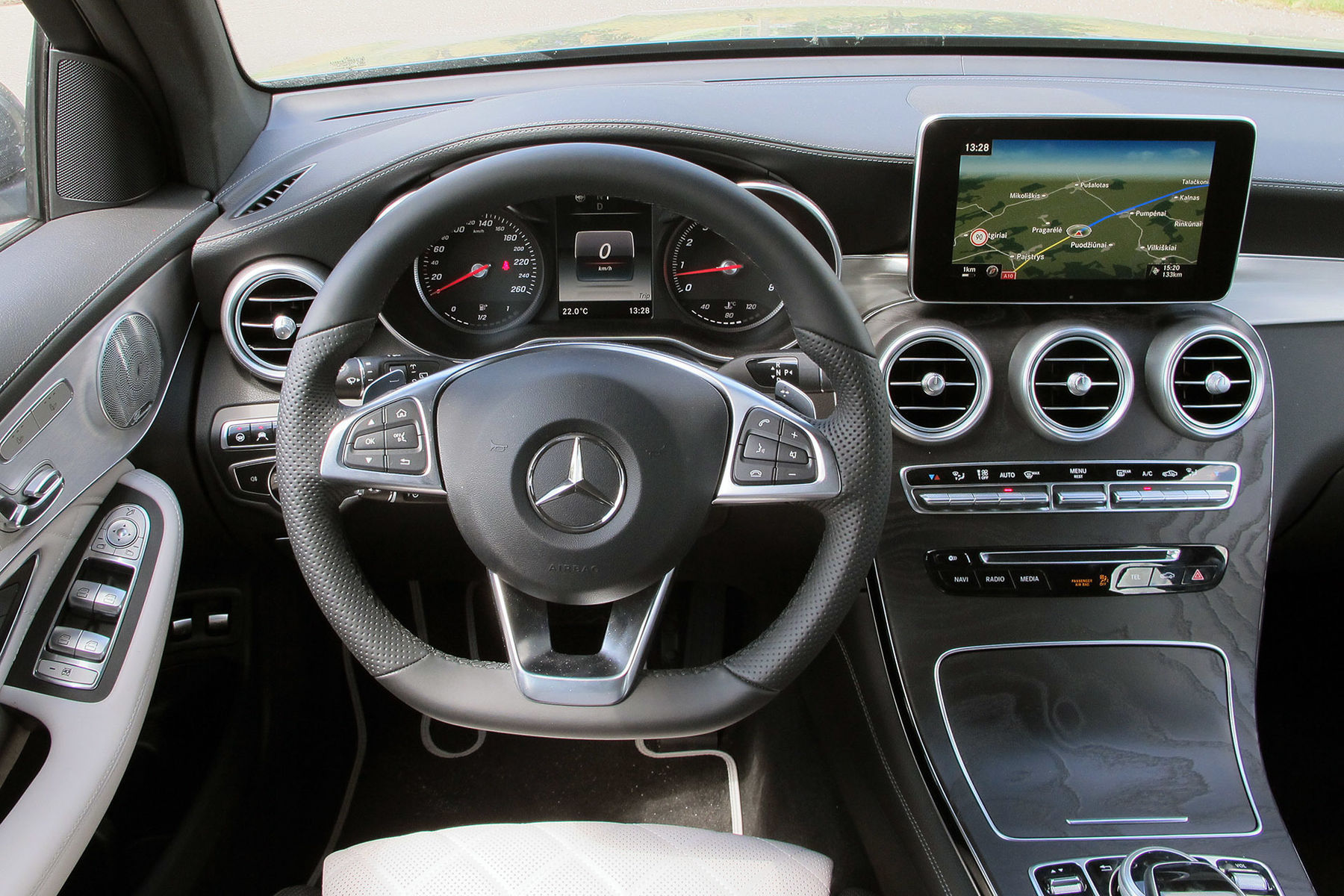 2016 Mercedes-Benz GL-Class | 2016 Mercedes Benz GLC250