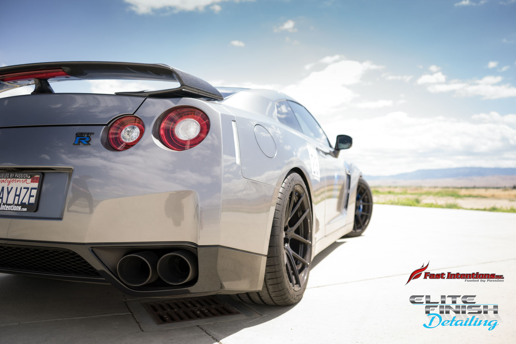  Nissan GT-R | Shift S3ctor California Airstrip Attack