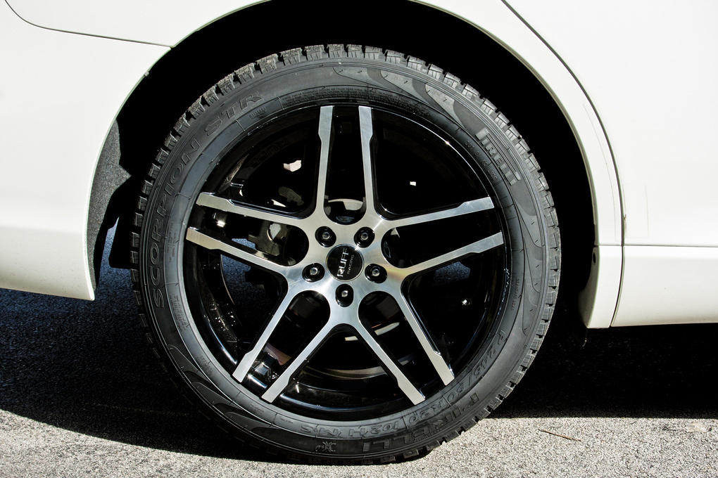 2012 Toyota Venza | Toyota Venza on Ruff R954's