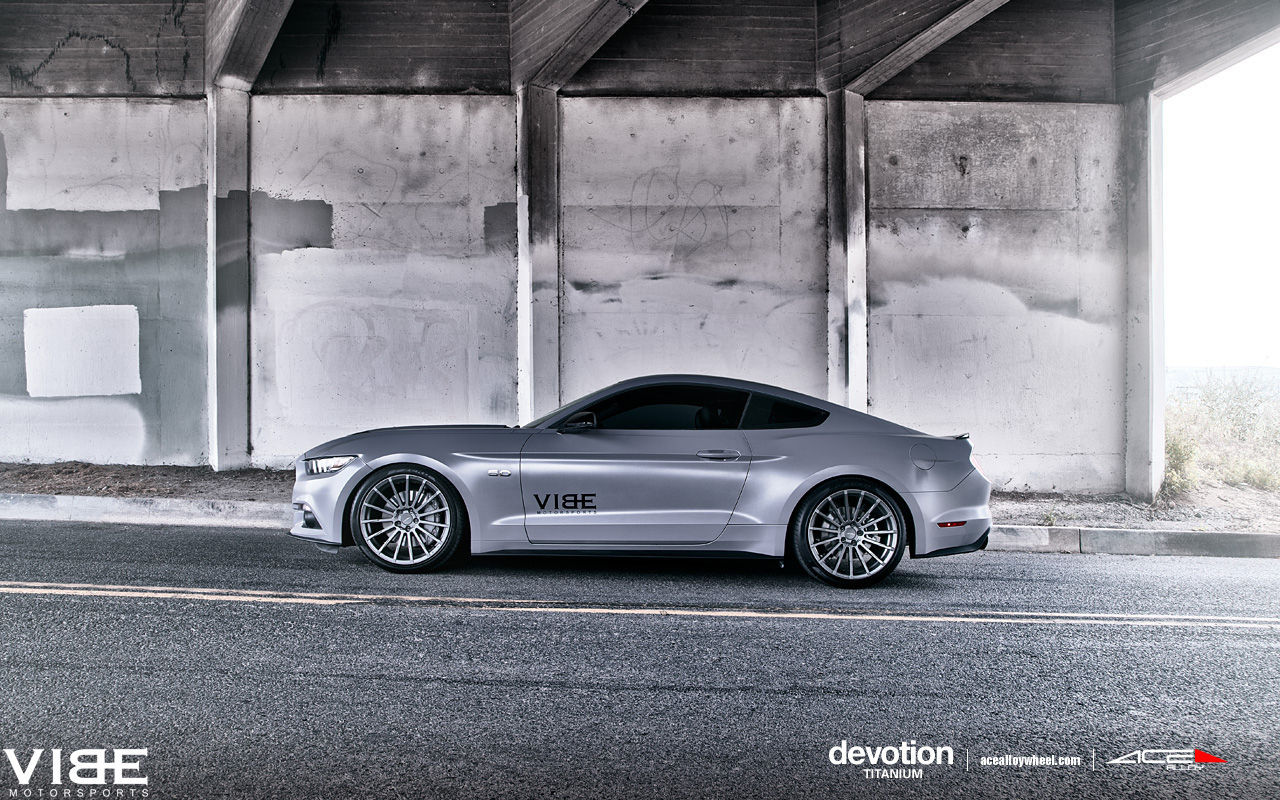 2015 Ford Mustang | '15 Ford Mustang GT - Side Photography Shot