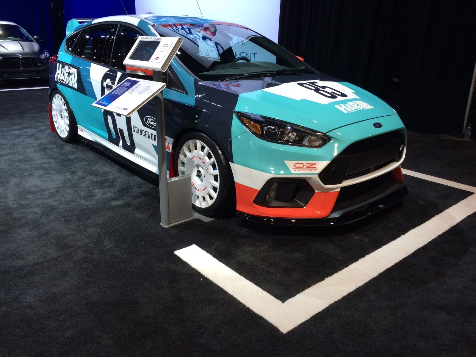 2016 Ford Focus RS | 2016 Focus RS