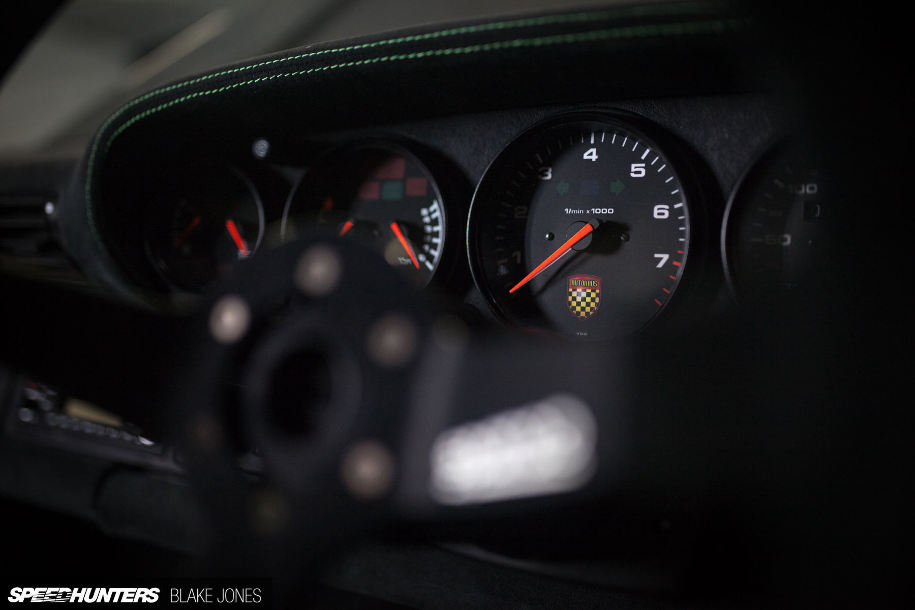  Porsche 911 | Red line