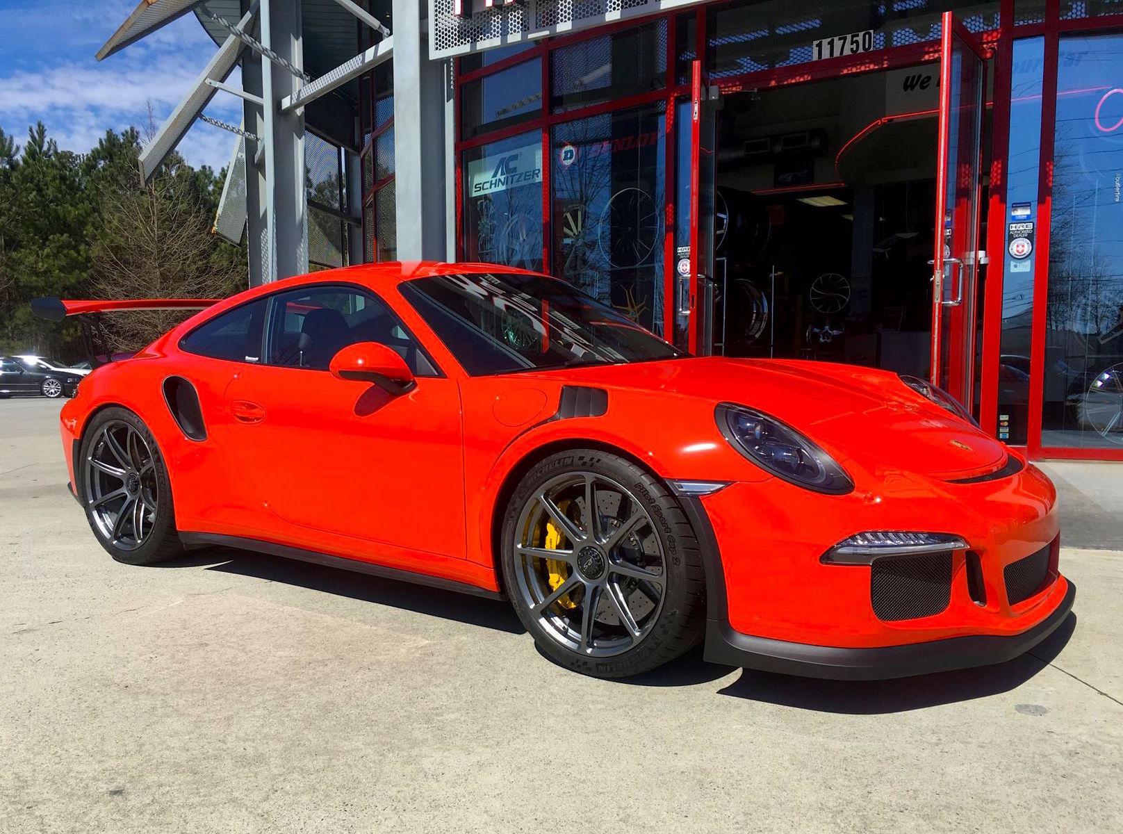2016 Porsche 911 | Seth Thomas' Porsche 991 GT3 RS on Forgeline One Piece Forged Monoblock GE1 Centerlock Wheels