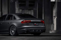 Audi B8.5 S4 Monsoon Grey | V710 Gunmetal 19"