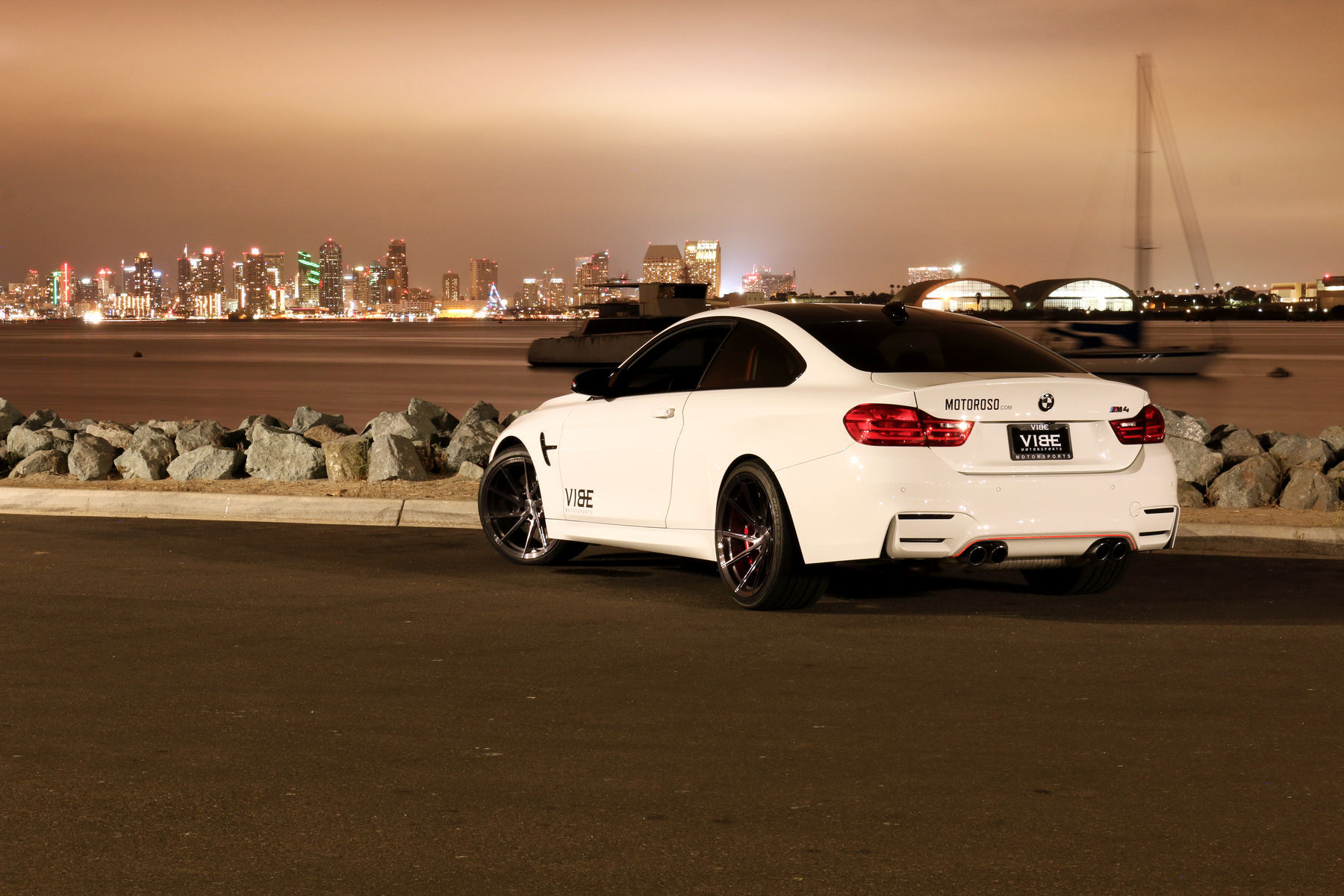 2015 BMW M4 | 2015 BMW M4 - Motoroso Edition