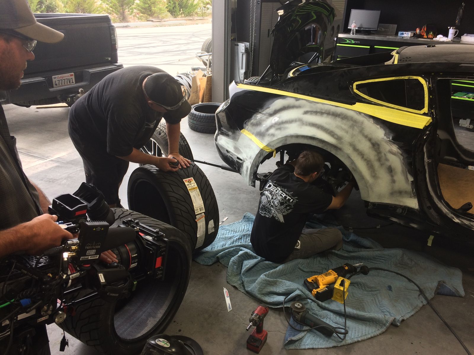 2018 Ford Mustang | 2018 Ford Mustang Fastback by DeBerti Design - Rear Fender FordSEMA